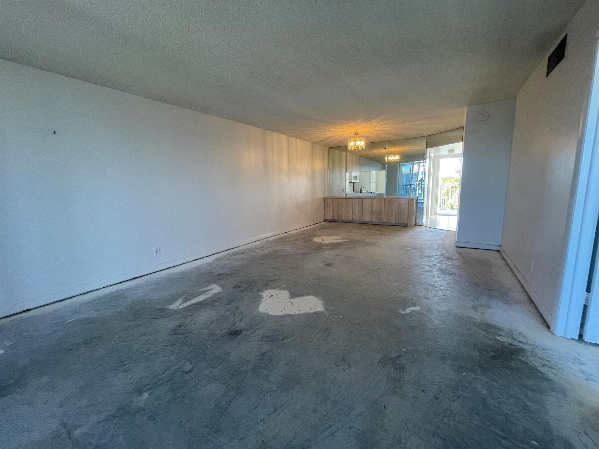 TROPIC BAY CONDO - Residential