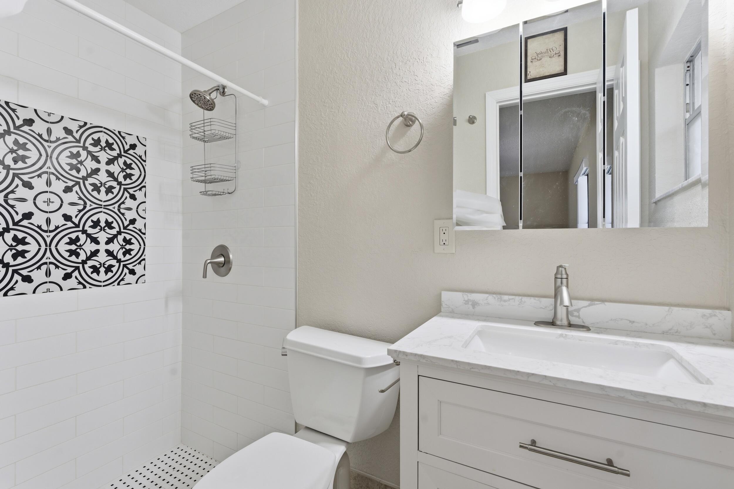 LAKE PARK MANOR - Residential Lease