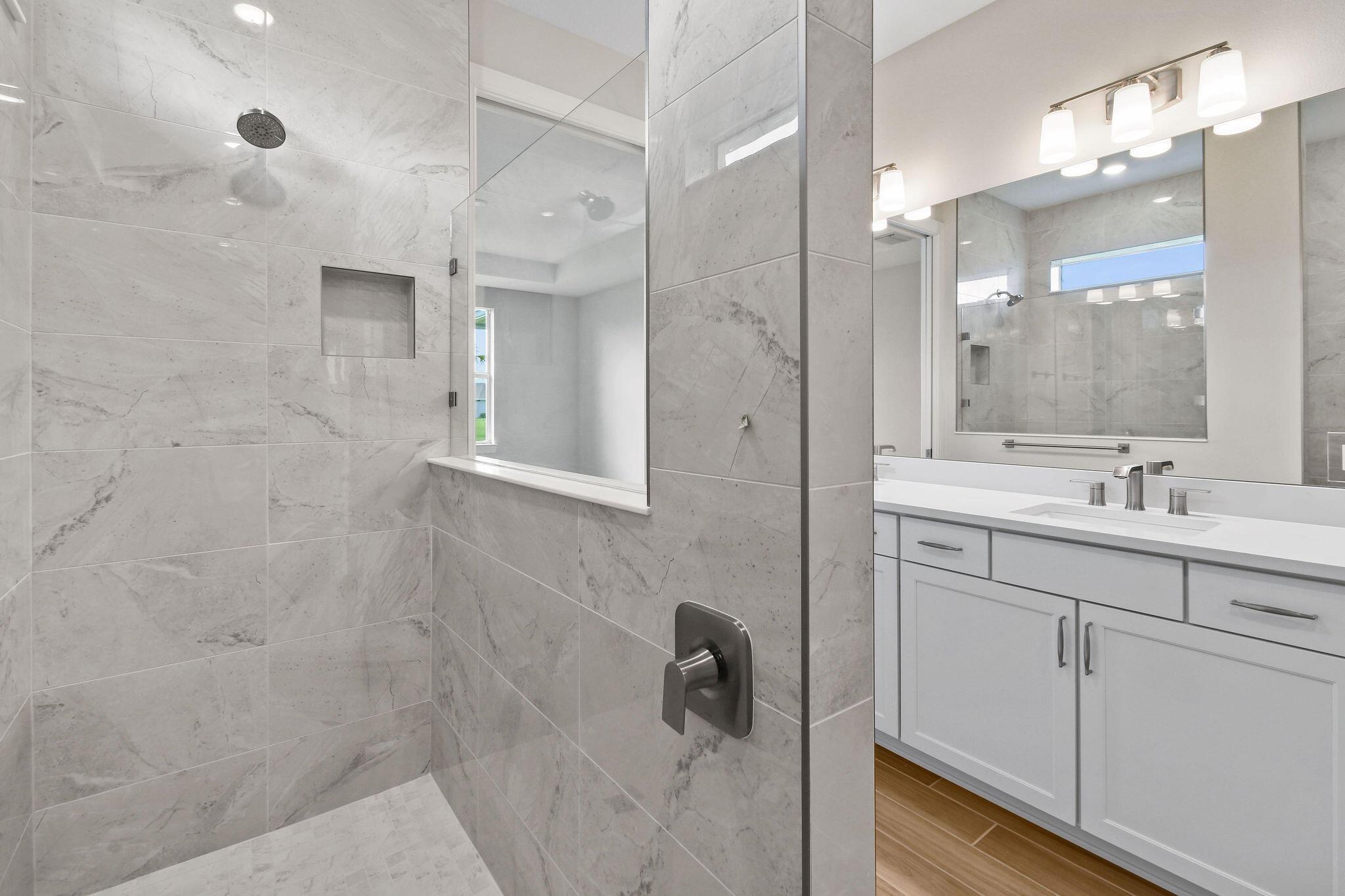 DEL WEBB TRADITION - Residential