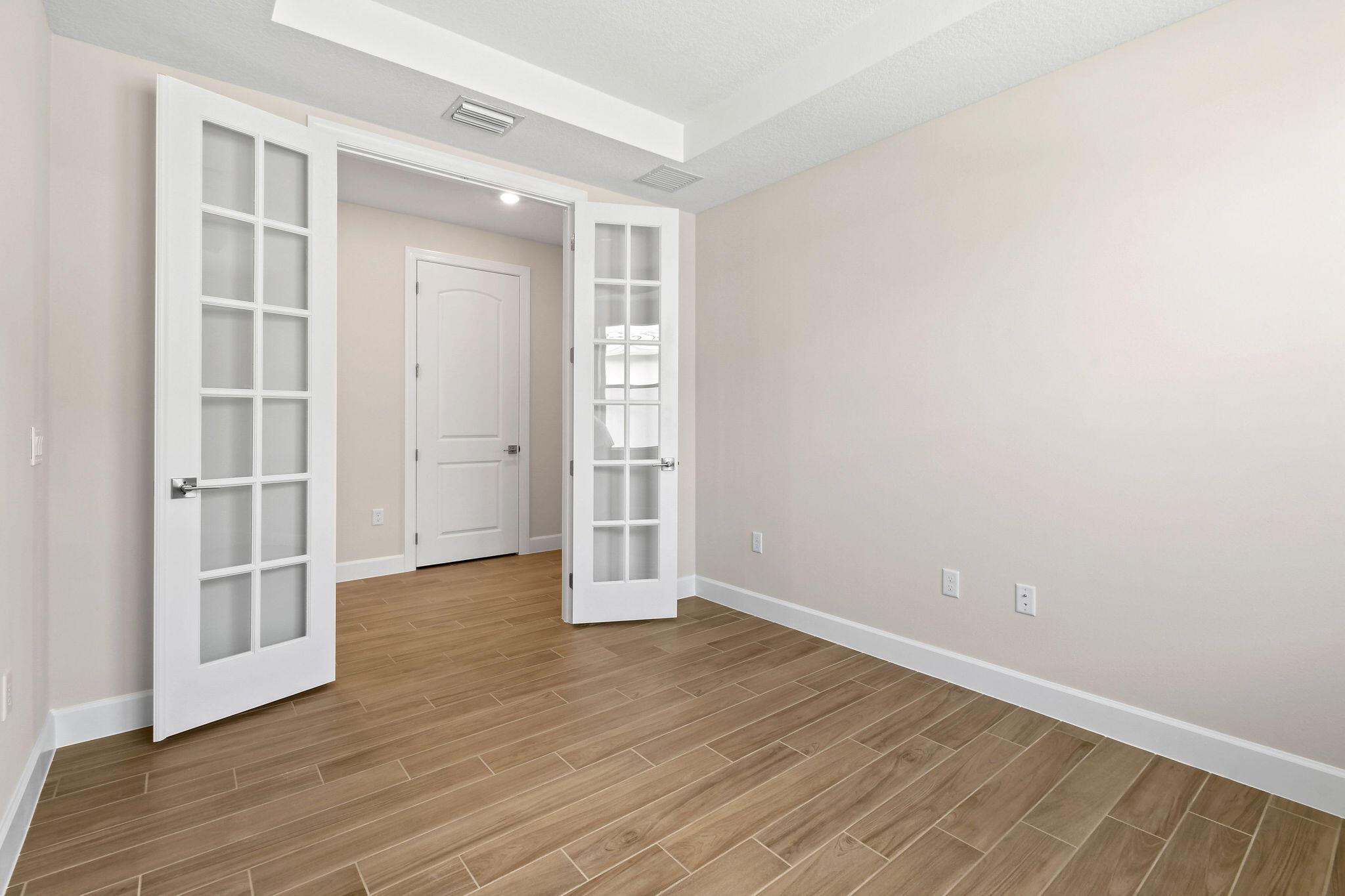 DEL WEBB TRADITION - Residential