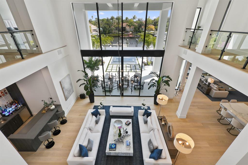 ADMIRALS COVE - Residential