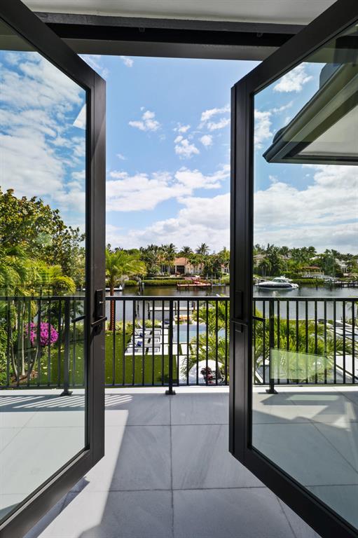 ADMIRALS COVE - Residential