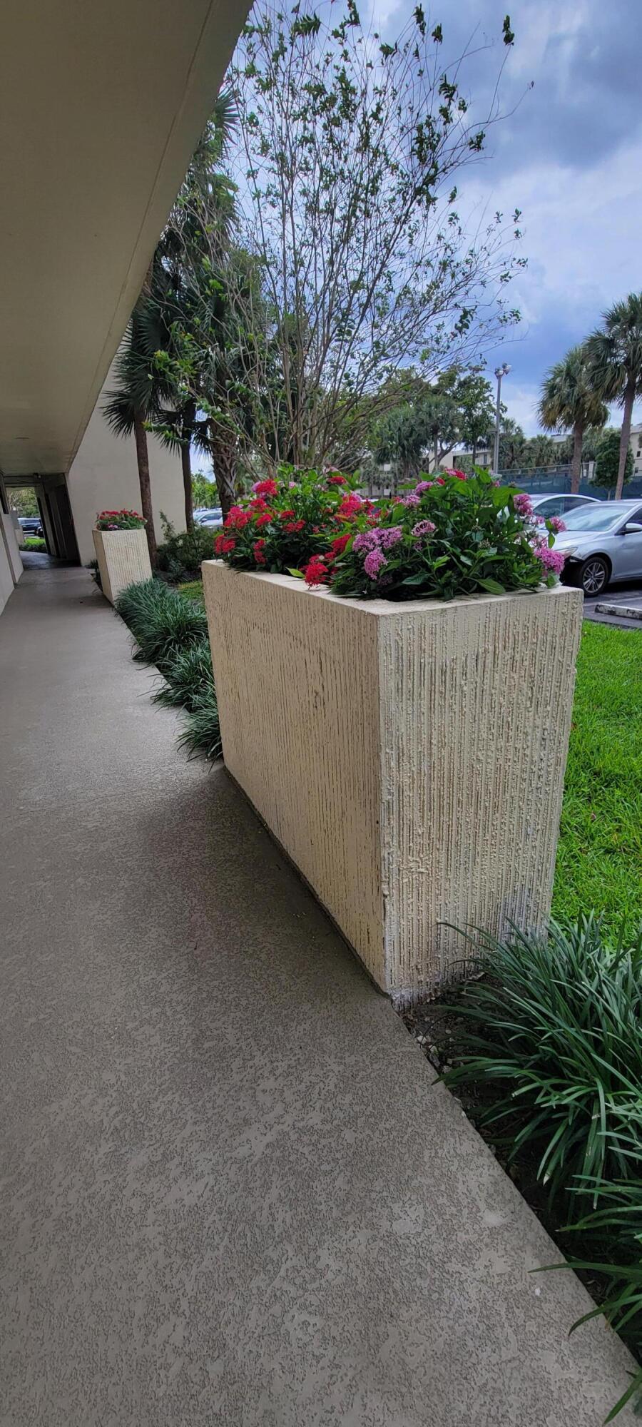 DEER CREEK COUNTRY CLUB - Residential