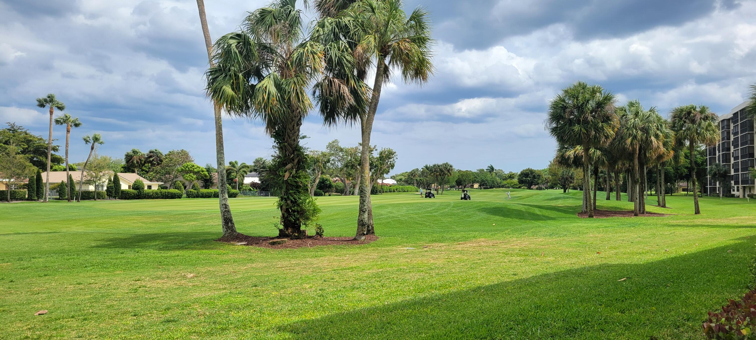 DEER CREEK COUNTRY CLUB - Residential