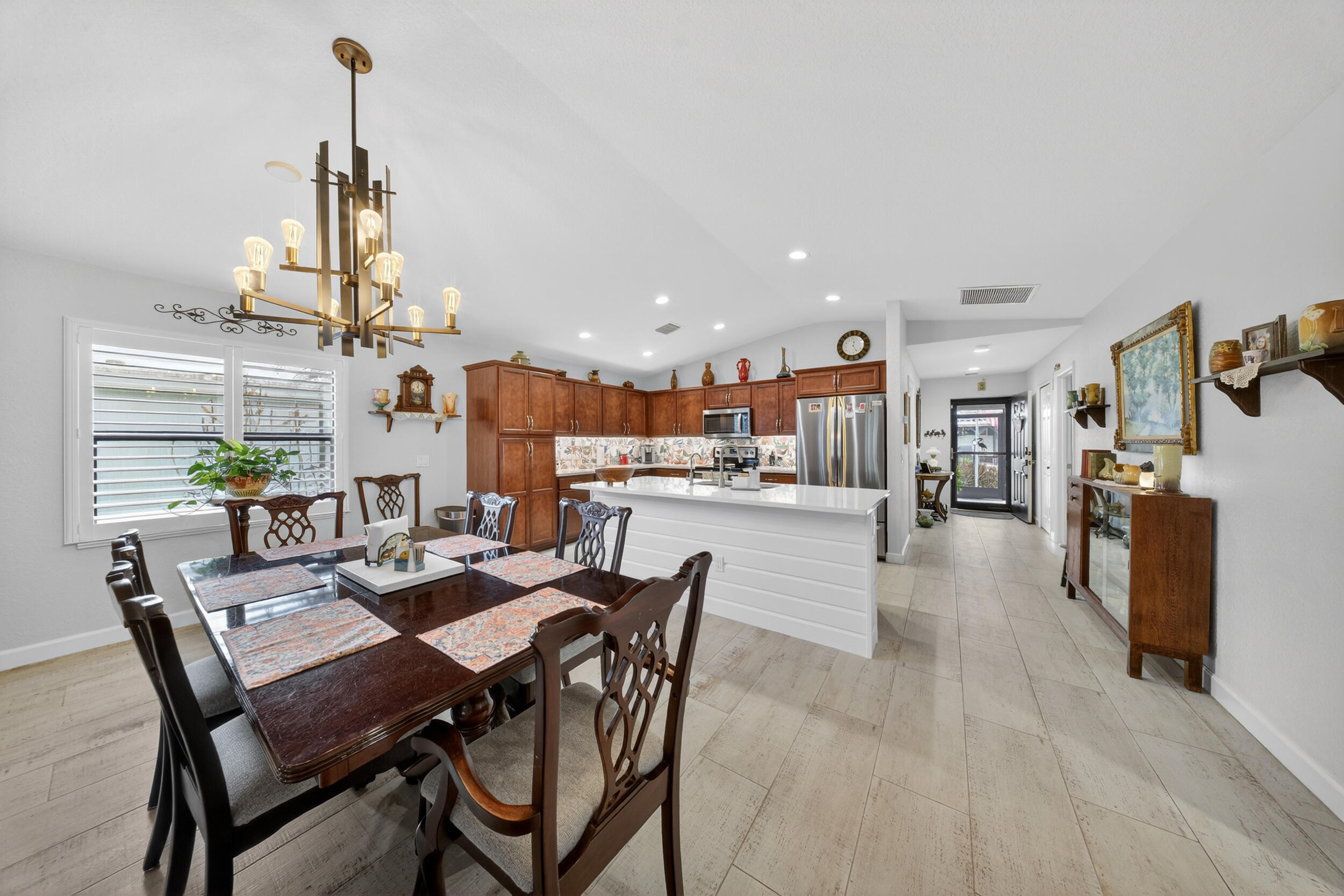 SPANISH LAKES 1 - Residential