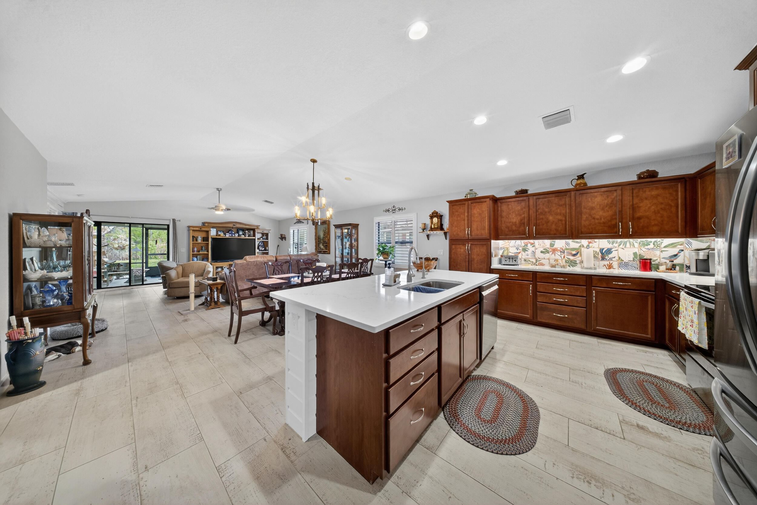 SPANISH LAKES 1 - Residential