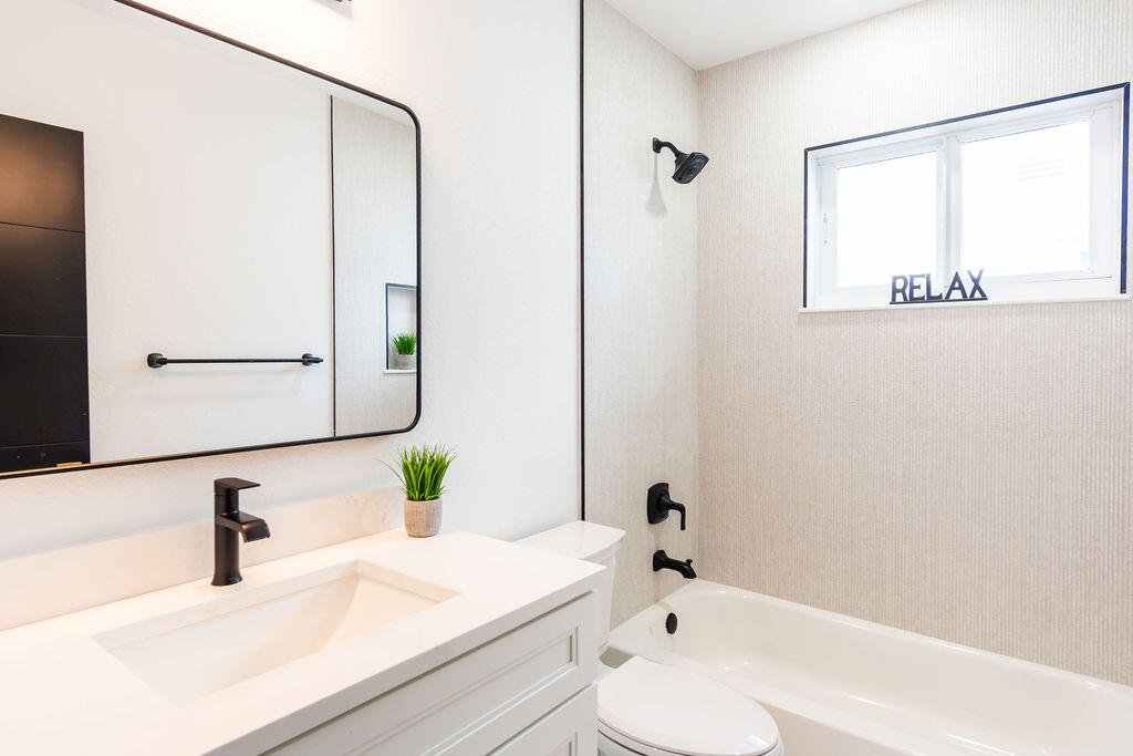 HOLLYWOOD HEIGHTS ESTATES - Residential