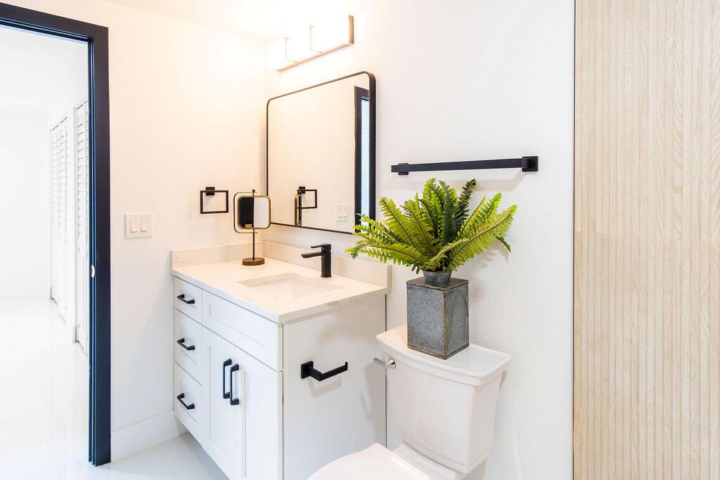 HOLLYWOOD HEIGHTS ESTATES - Residential