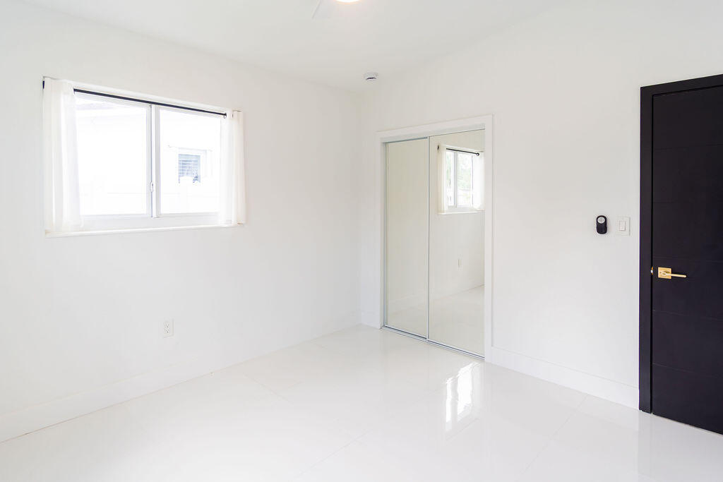 HOLLYWOOD HEIGHTS ESTATES - Residential