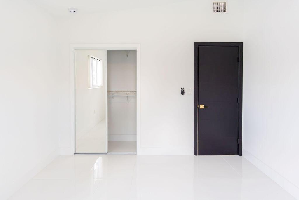 HOLLYWOOD HEIGHTS ESTATES - Residential