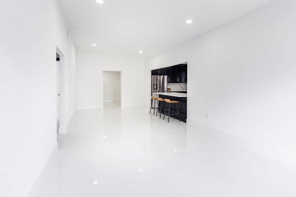 HOLLYWOOD HEIGHTS ESTATES - Residential