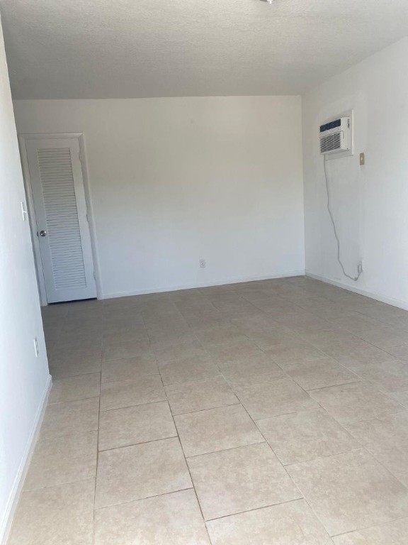 Oakland Manors Amd - Residential Lease