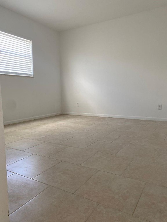 Oakland Manors Amd - Residential Lease