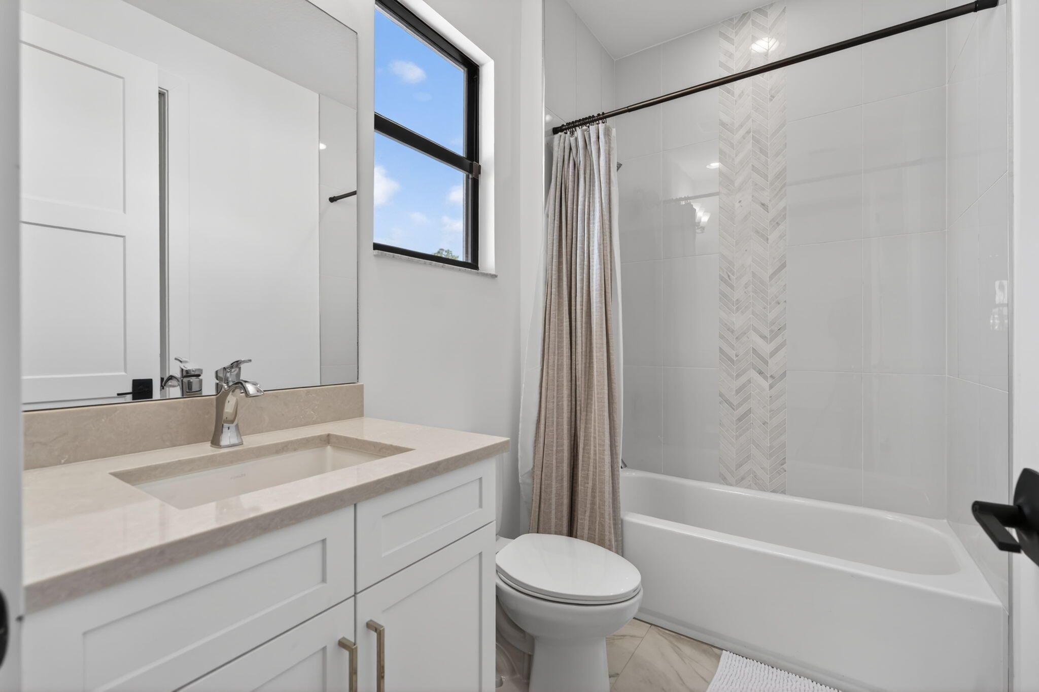 ARTISTRY - Residential