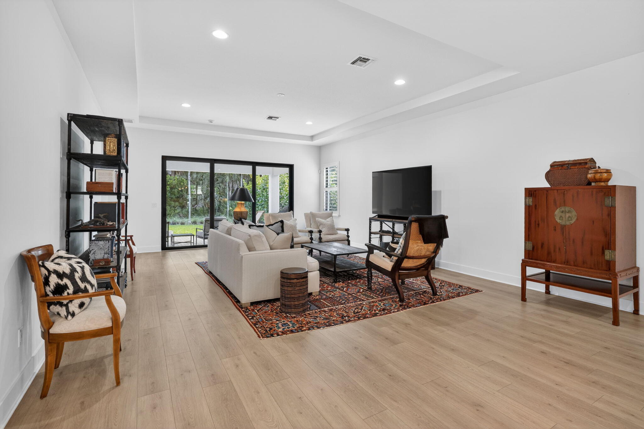 ARTISTRY - Residential