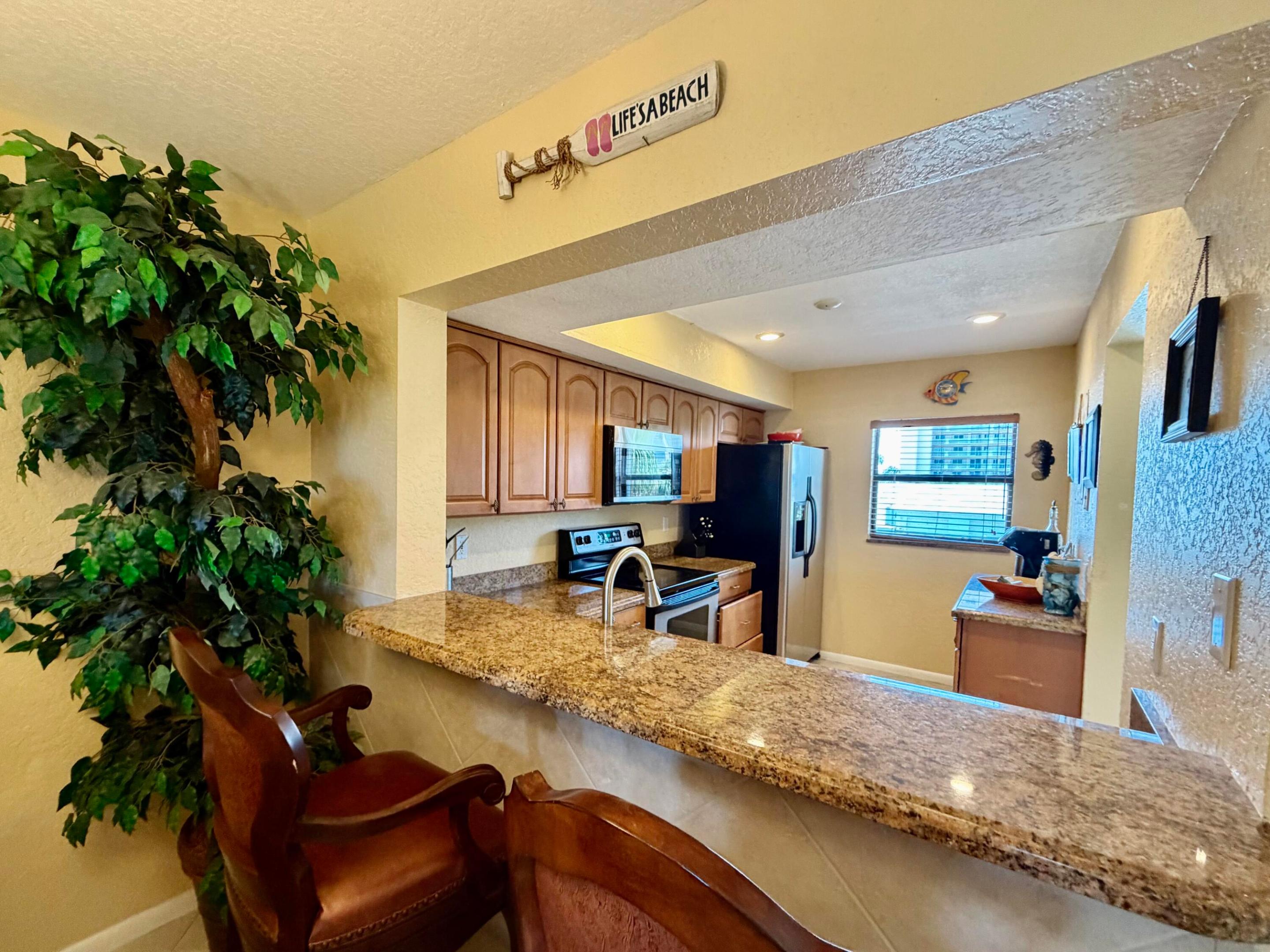 OCEAN HARBOUR CONDOMINIUM A - Residential