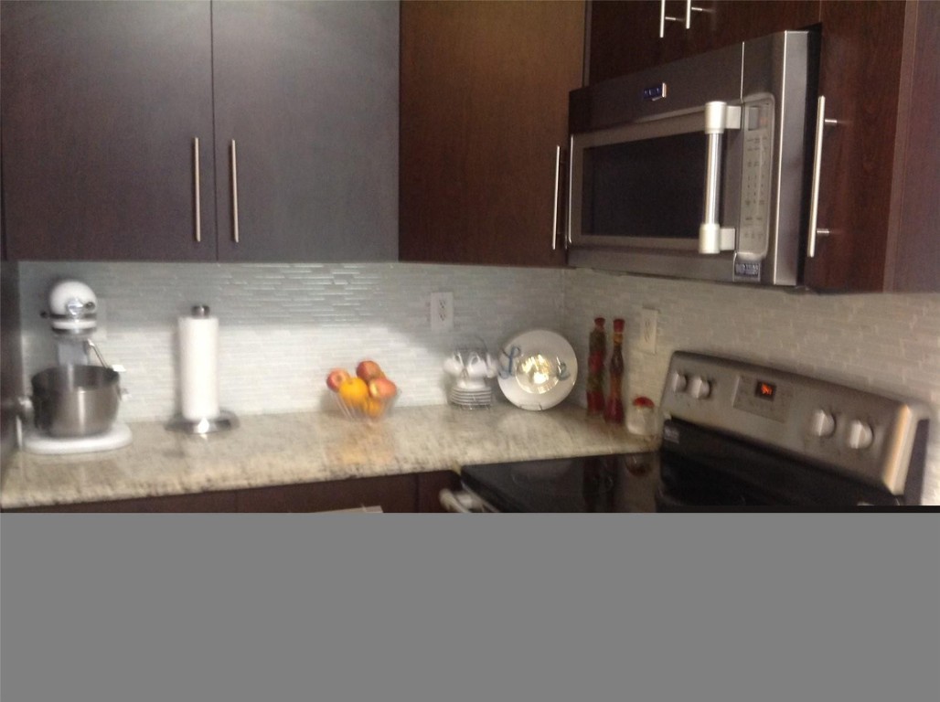 COURTYARDS AT AVALON - Residential