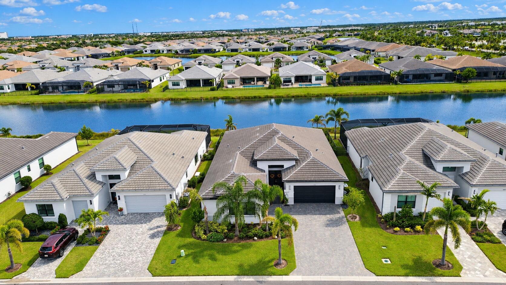 12441 SW CRYSTAL COVE Drive