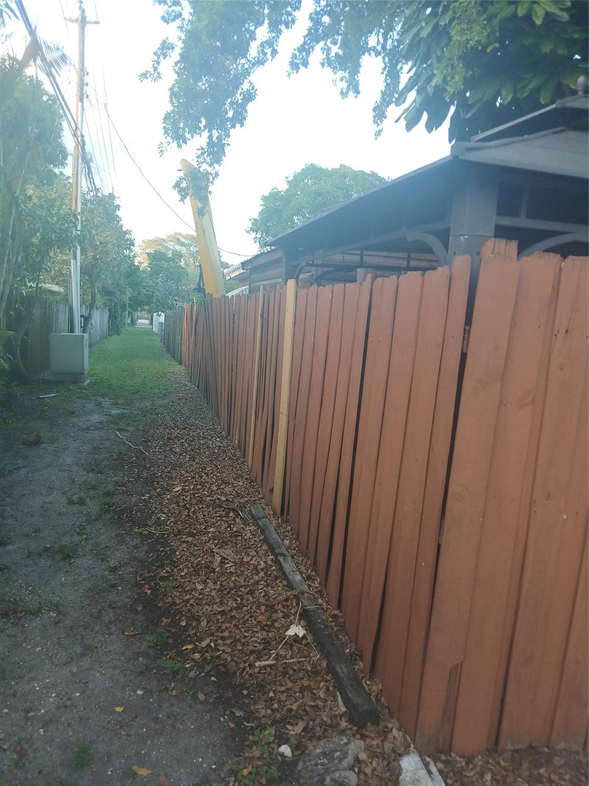 1246 SW 4