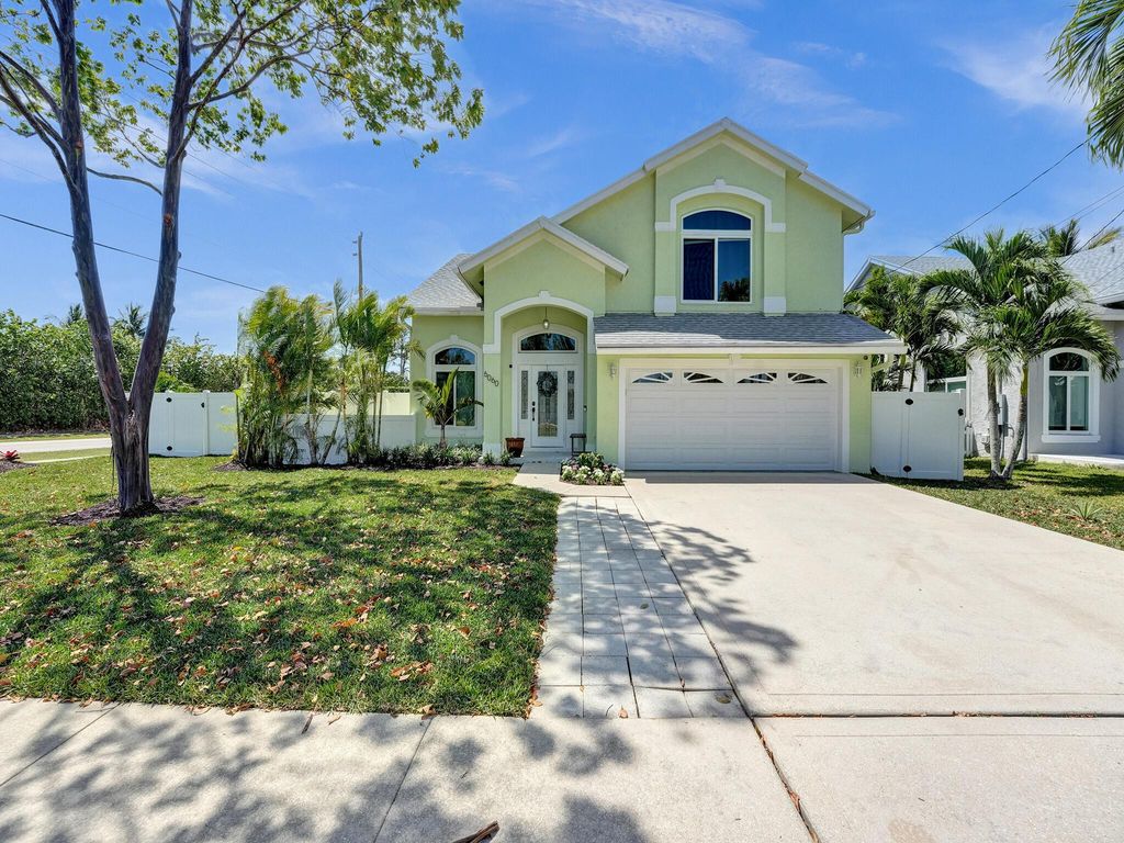 Photo of 6060 Drake Street, Jupiter, FL 33458 (MLS # R10982964)