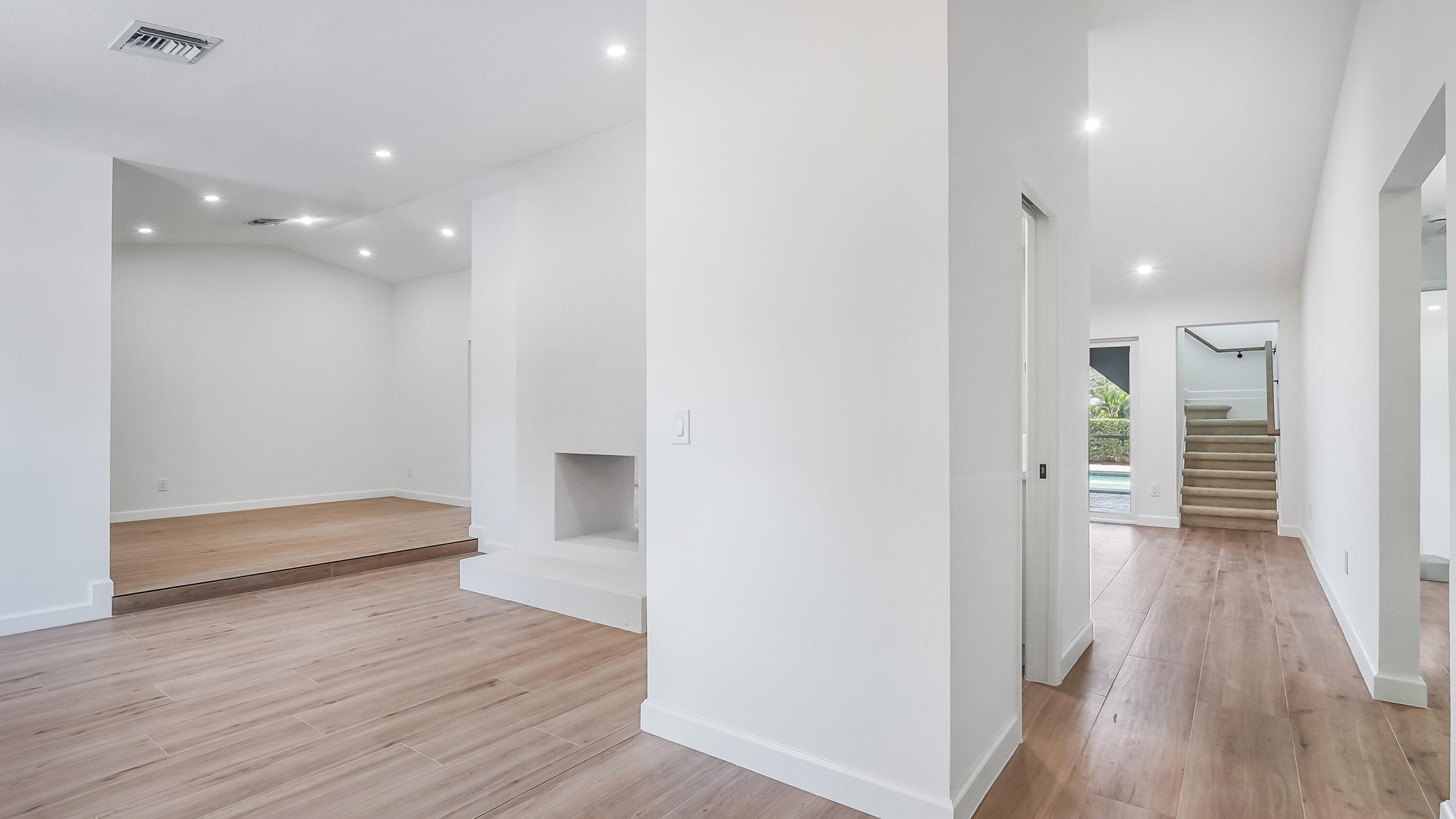 JACARANDA LAKES SECTION SEVEN - Residential