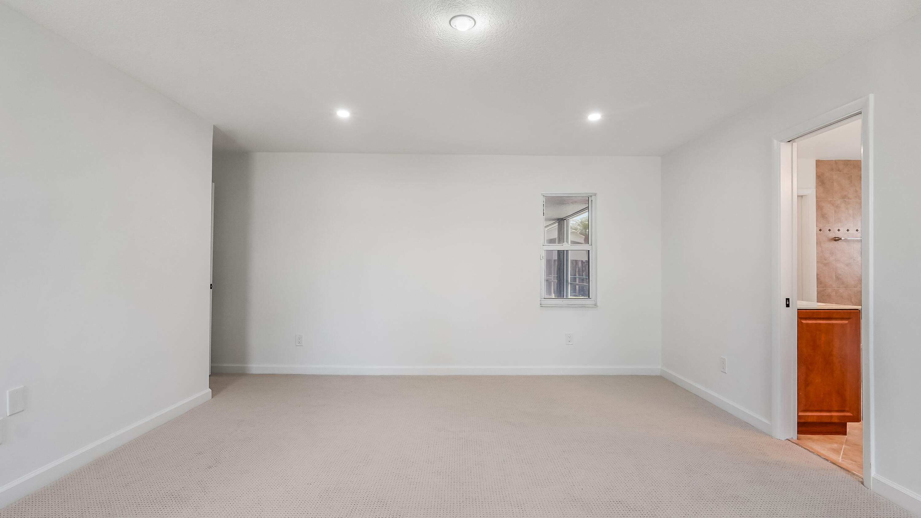 JACARANDA LAKES SECTION SEVEN - Residential