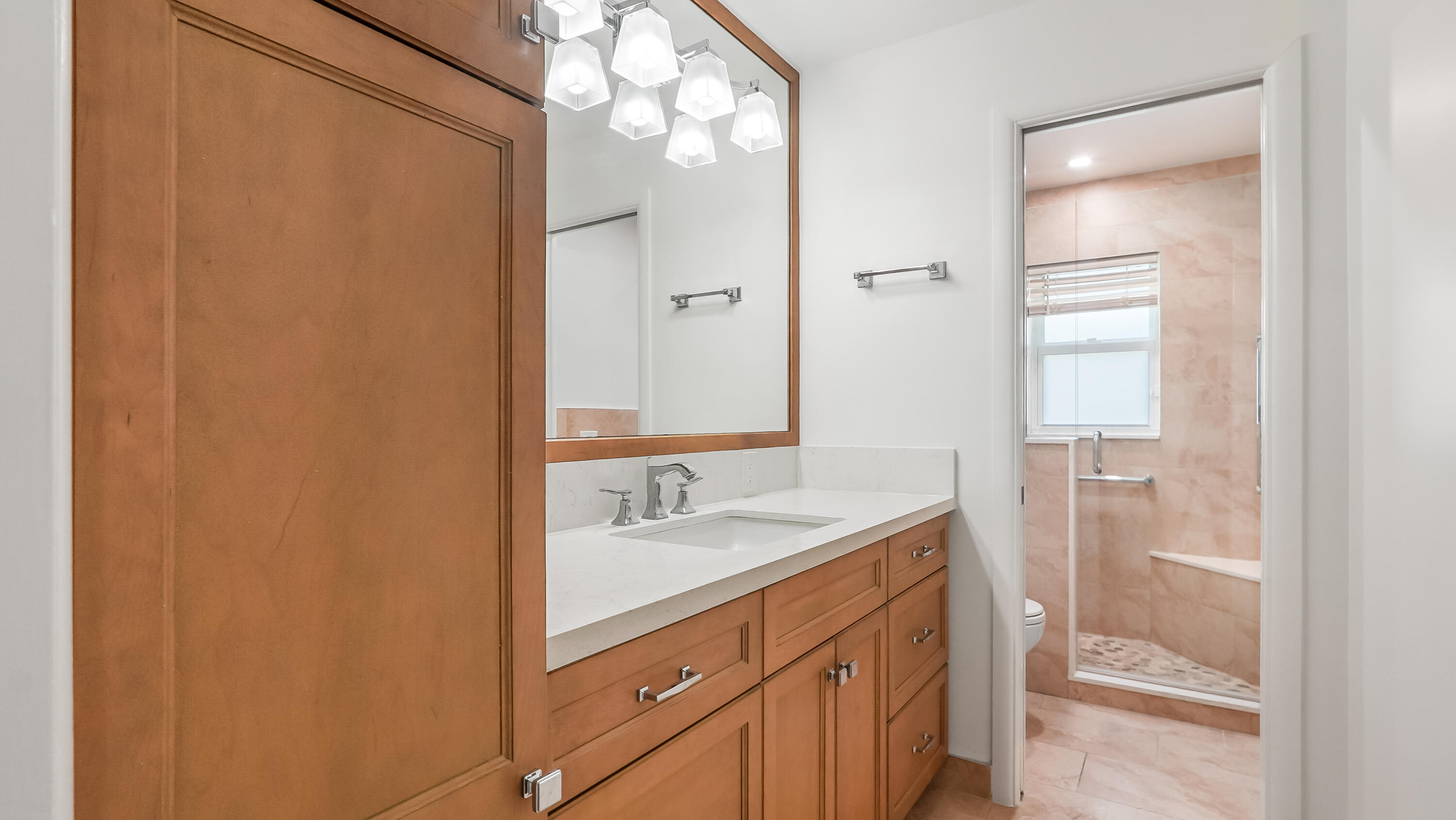 JACARANDA LAKES SECTION SEVEN - Residential