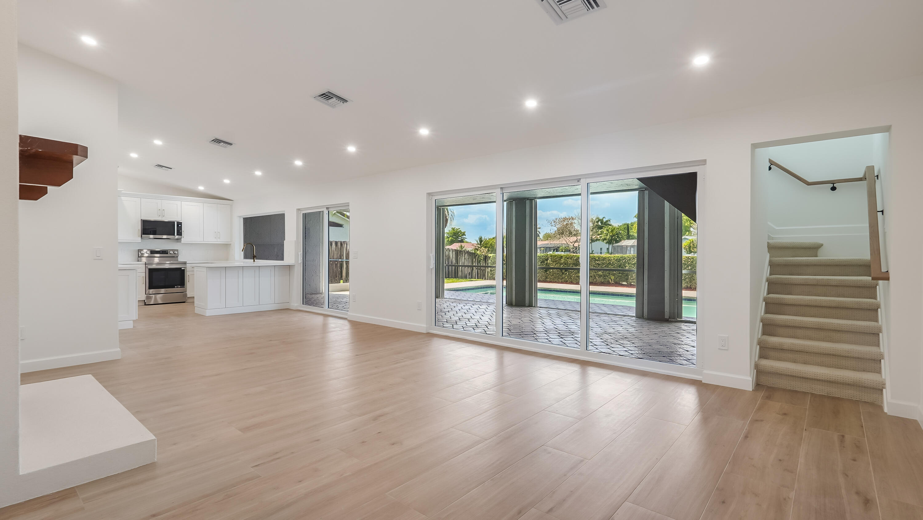 JACARANDA LAKES SECTION SEVEN - Residential