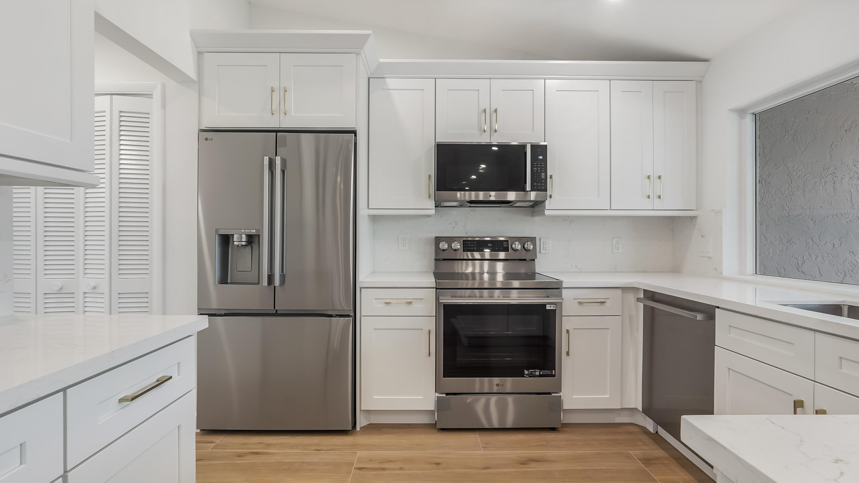 JACARANDA LAKES SECTION SEVEN - Residential