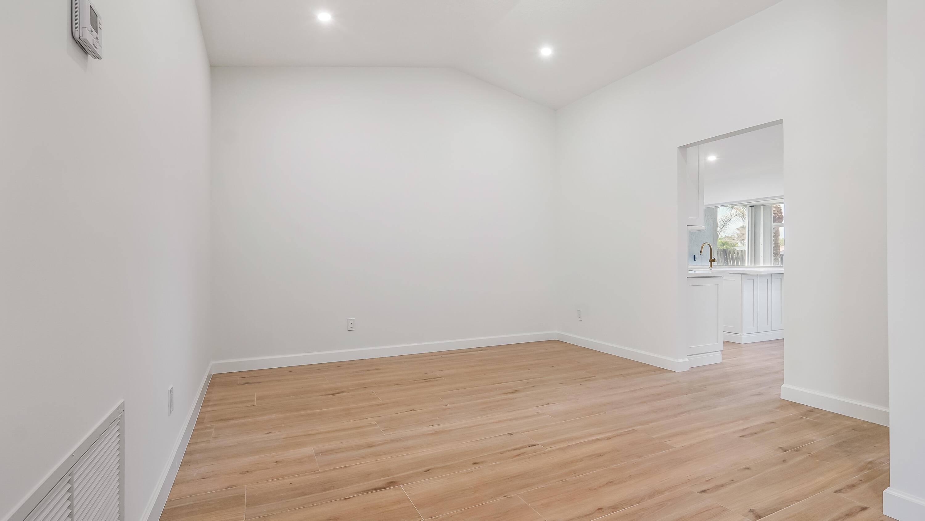 JACARANDA LAKES SECTION SEVEN - Residential