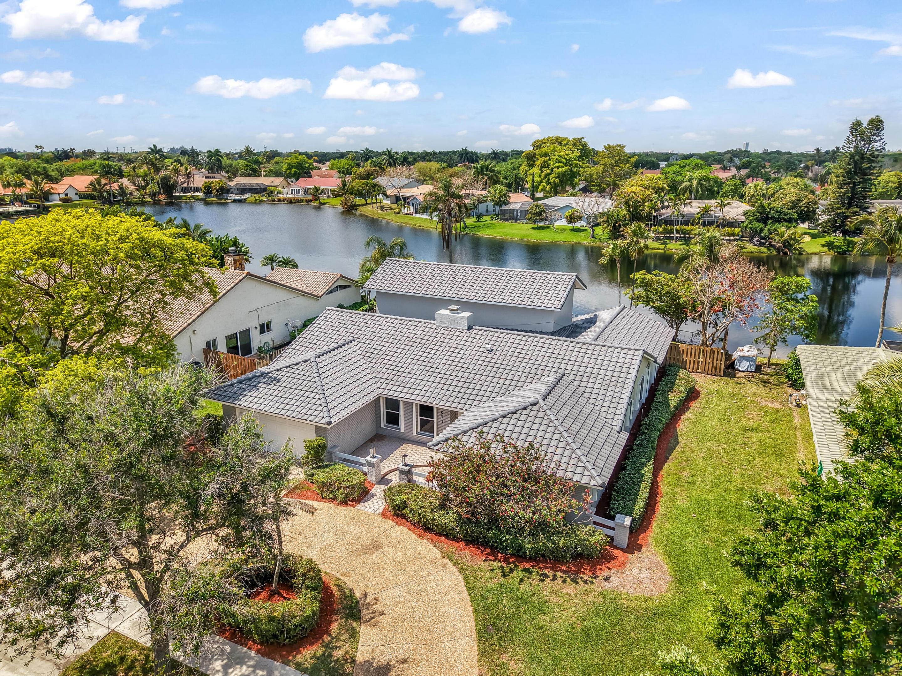 JACARANDA LAKES SECTION SEVEN - Residential