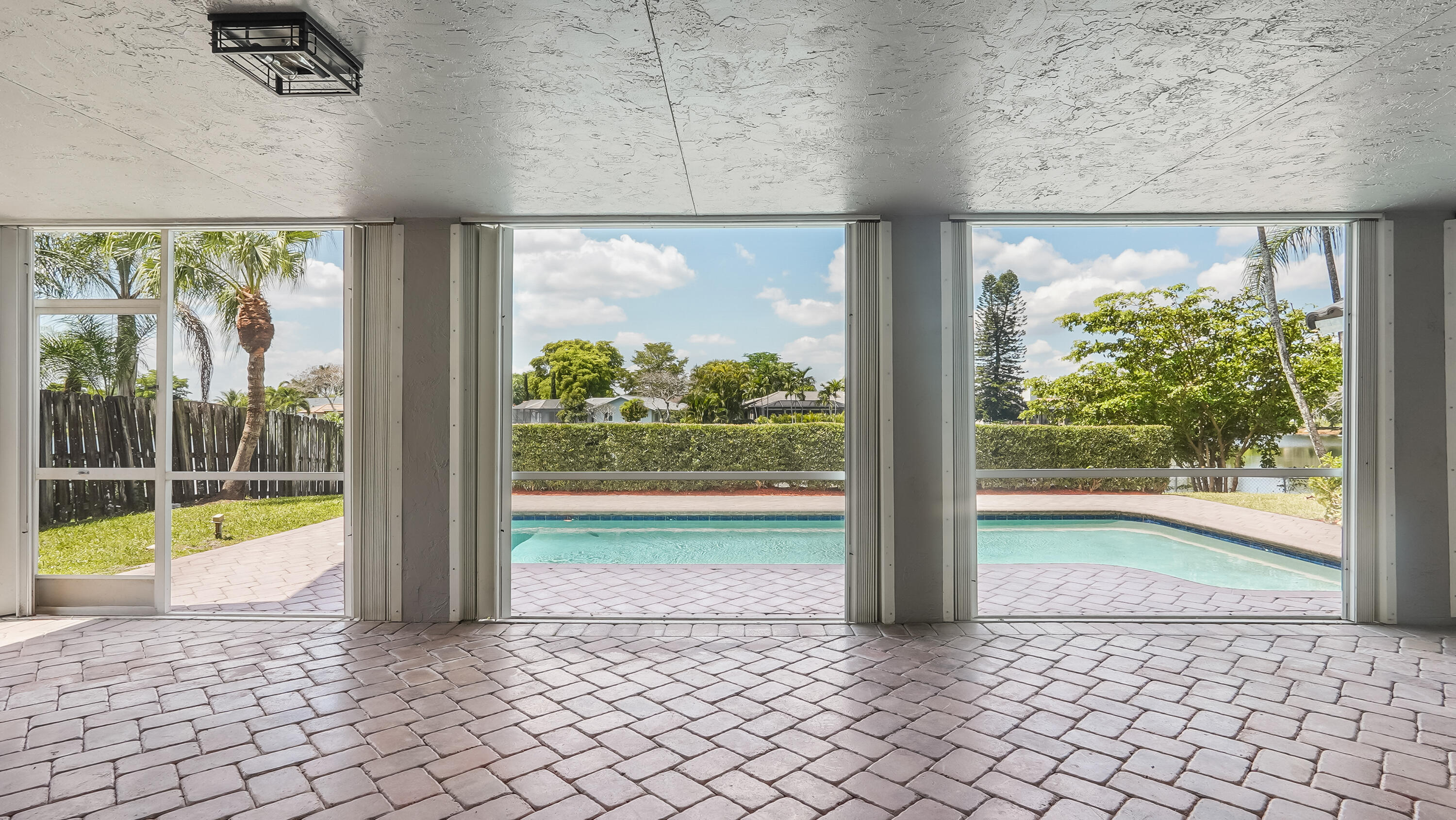 JACARANDA LAKES SECTION SEVEN - Residential