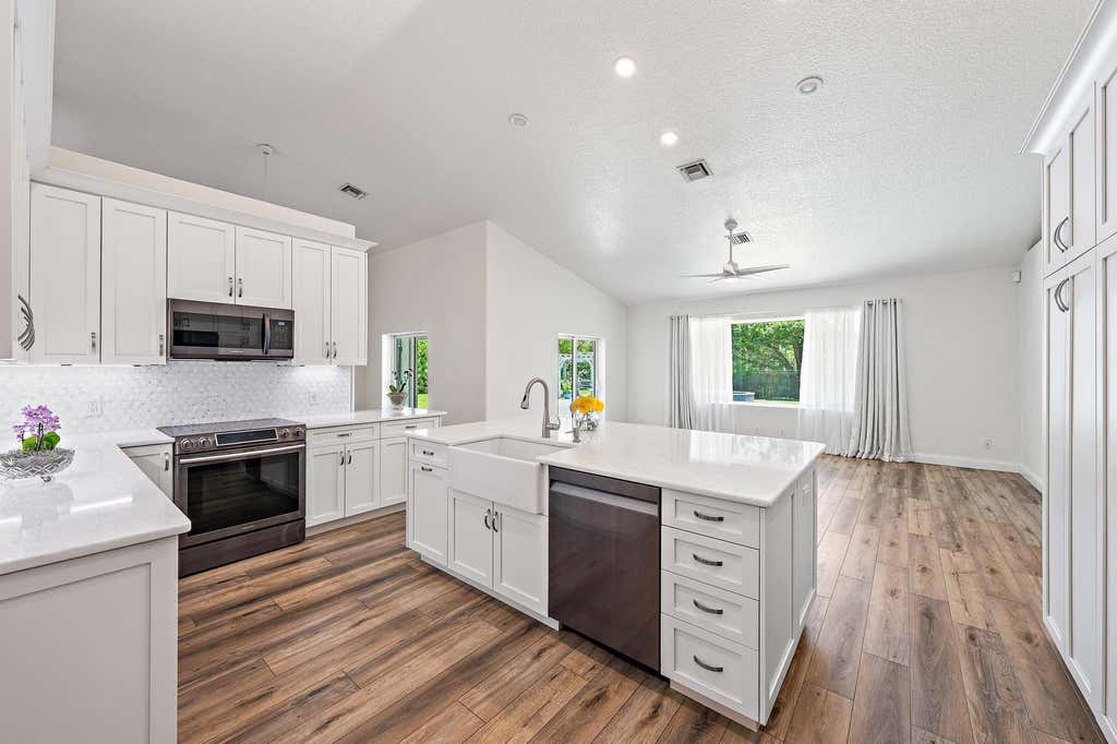 Photo of 13928 N 82nd Ln Lane N, The Acreage, FL 33412 (MLS # B26031584)
