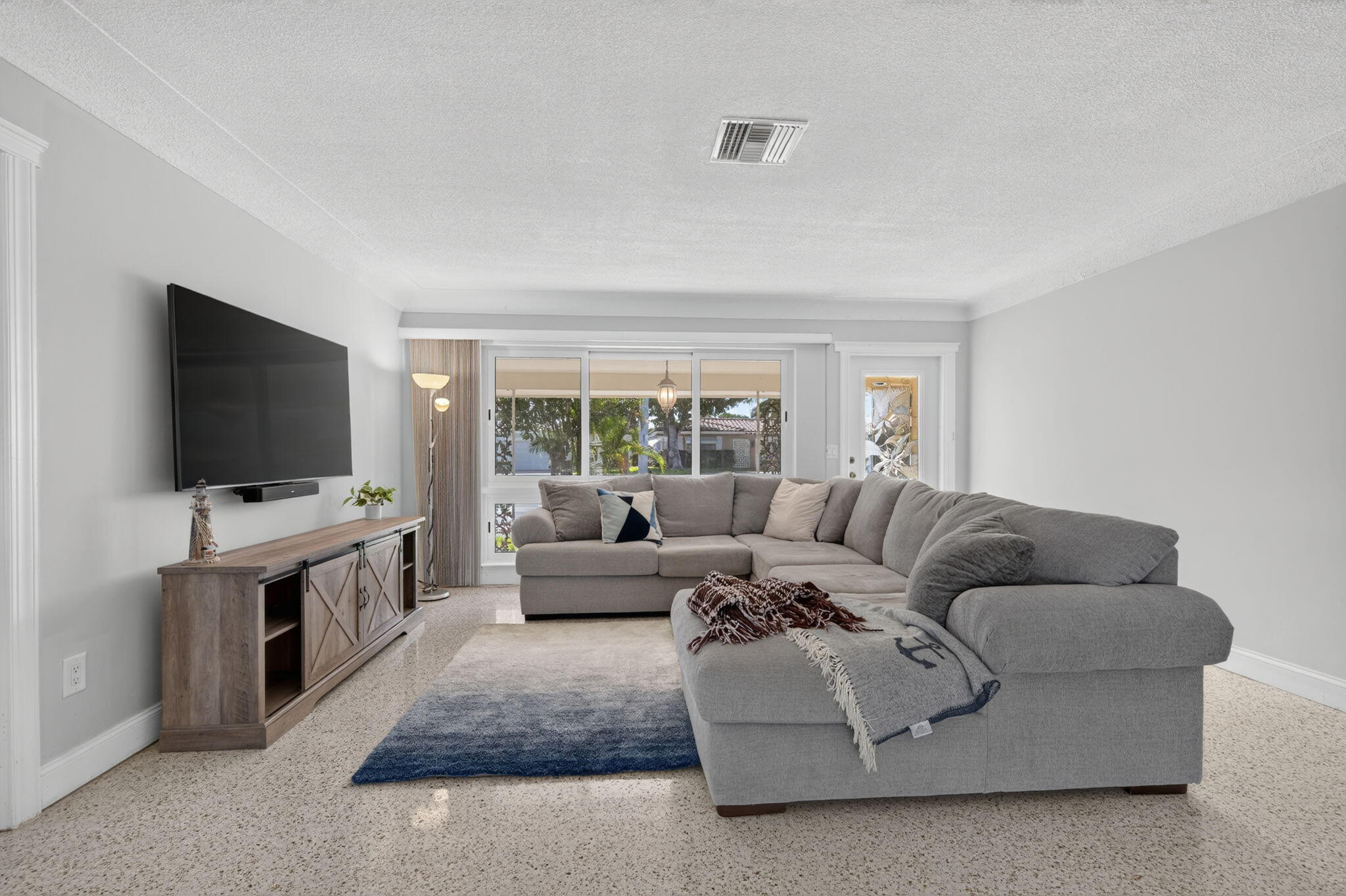 430 SE 6TH Terrace