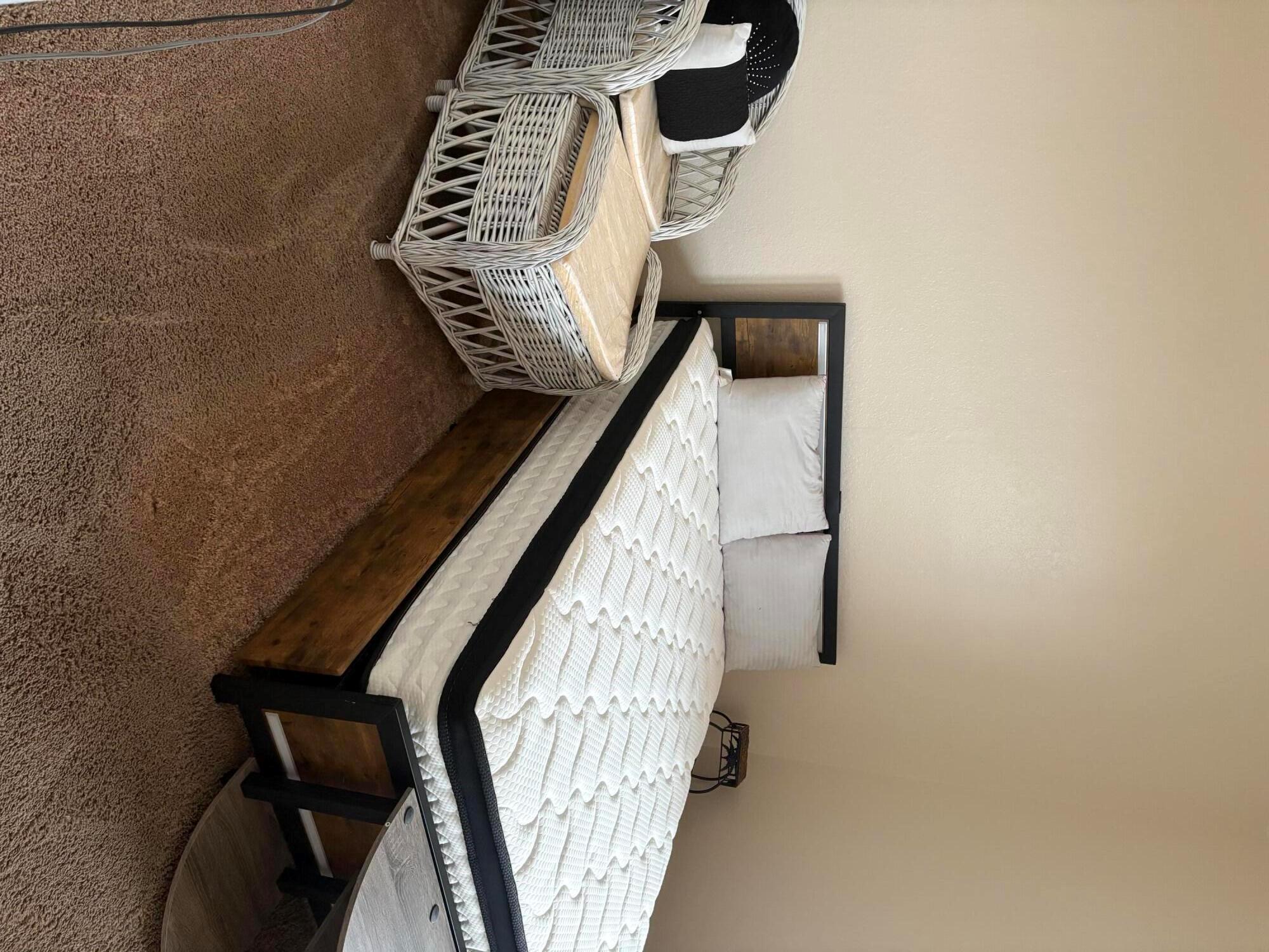 CITYSIDE CONDO - Residential