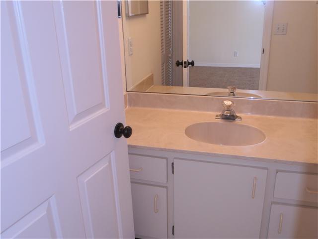 GREENVIEW SHORES 2 OF WEL - Residential Lease