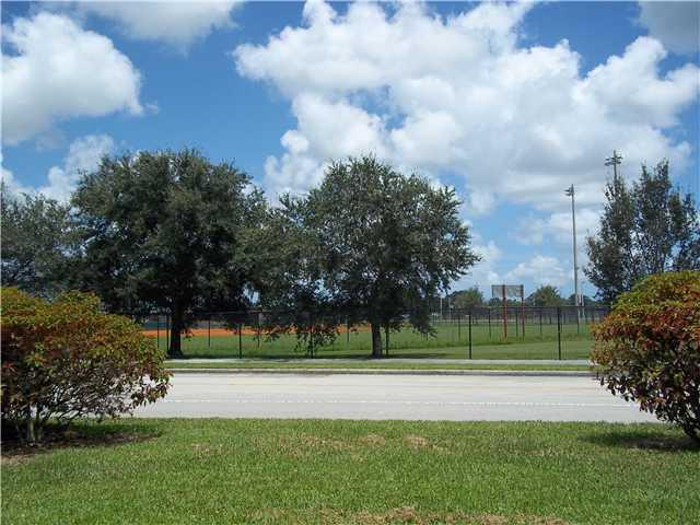 GREENVIEW SHORES 2 OF WEL - Residential Lease