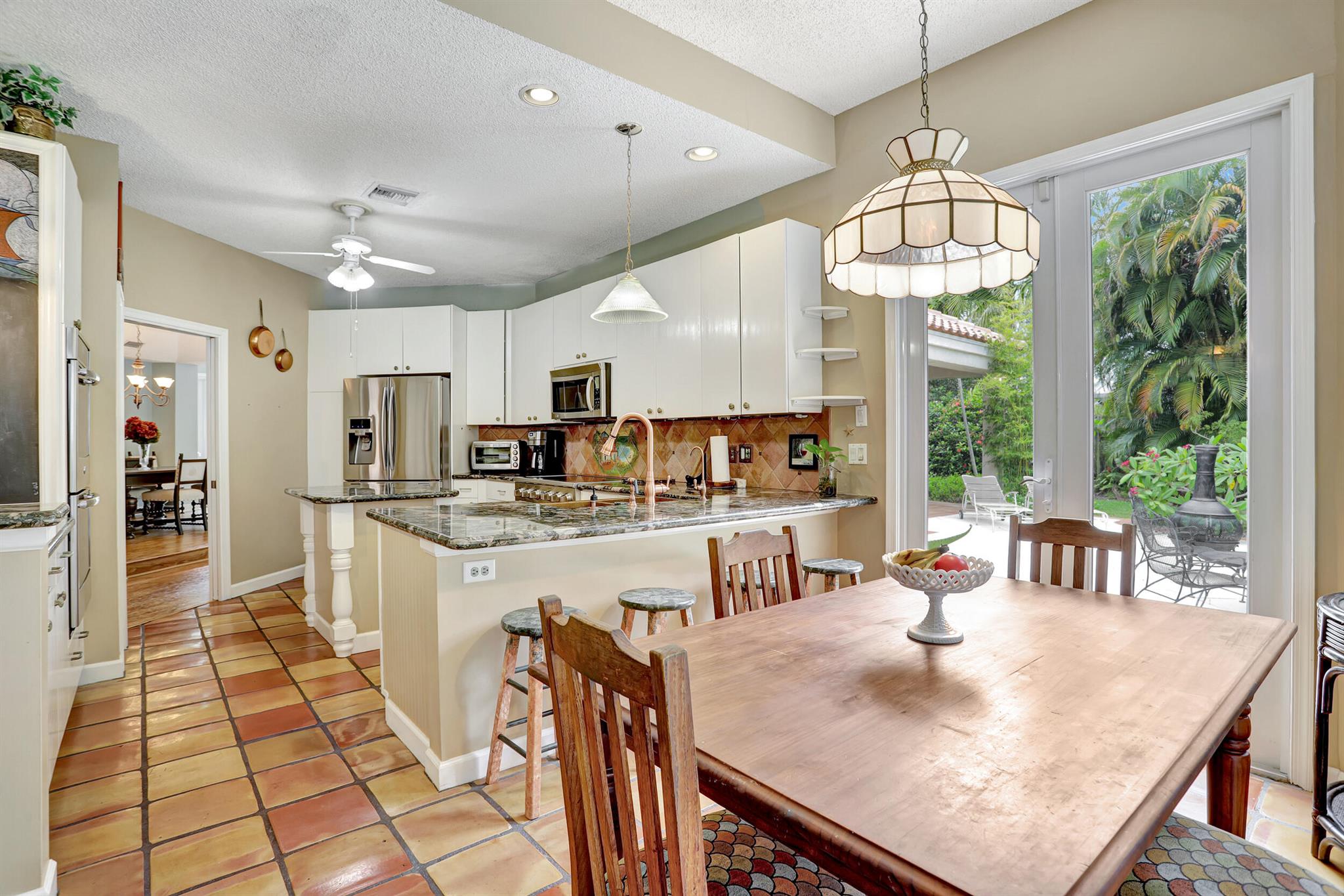 PALM BEACH FARMS CO 10 - Residential