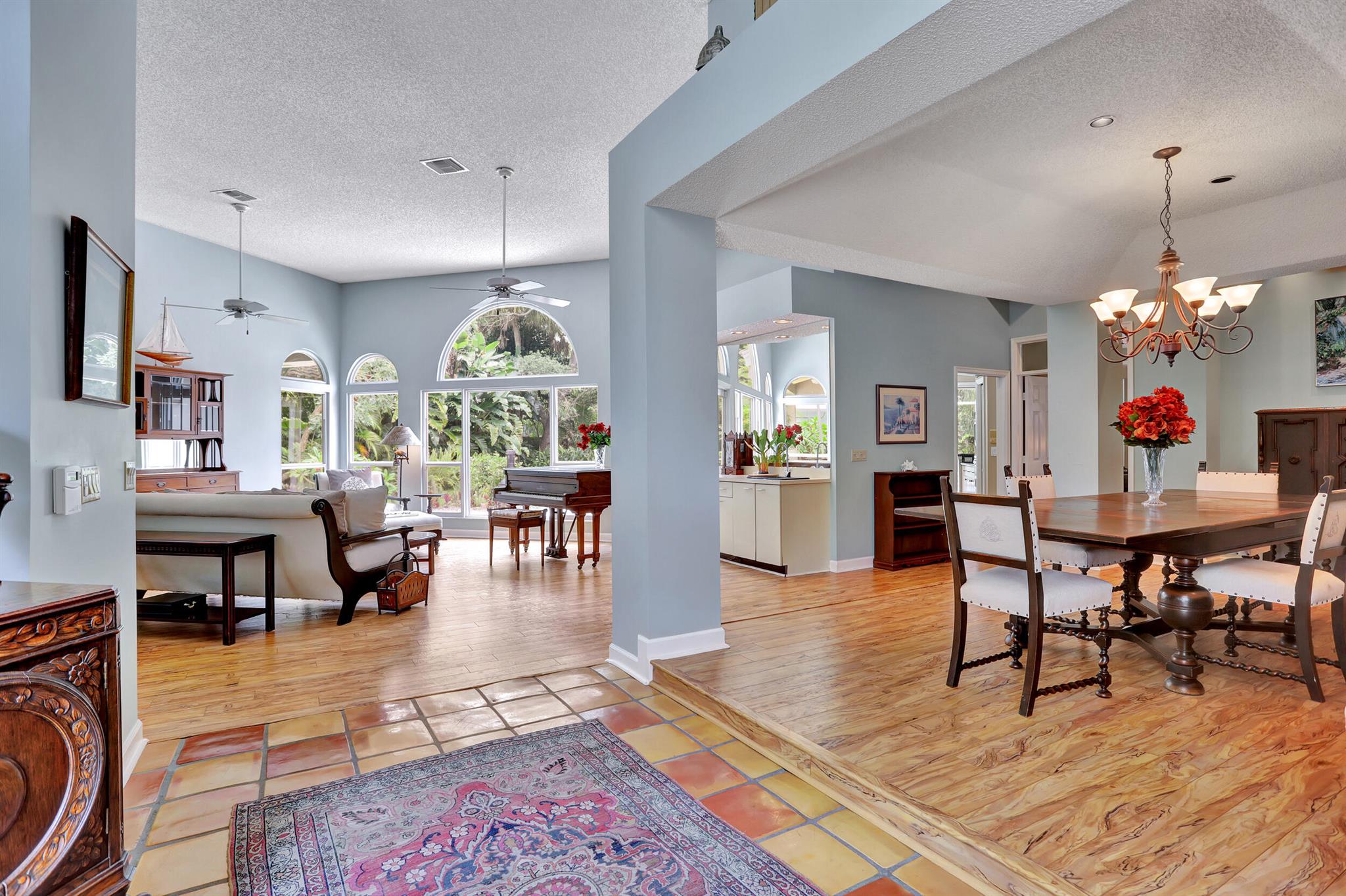 PALM BEACH FARMS CO 10 - Residential