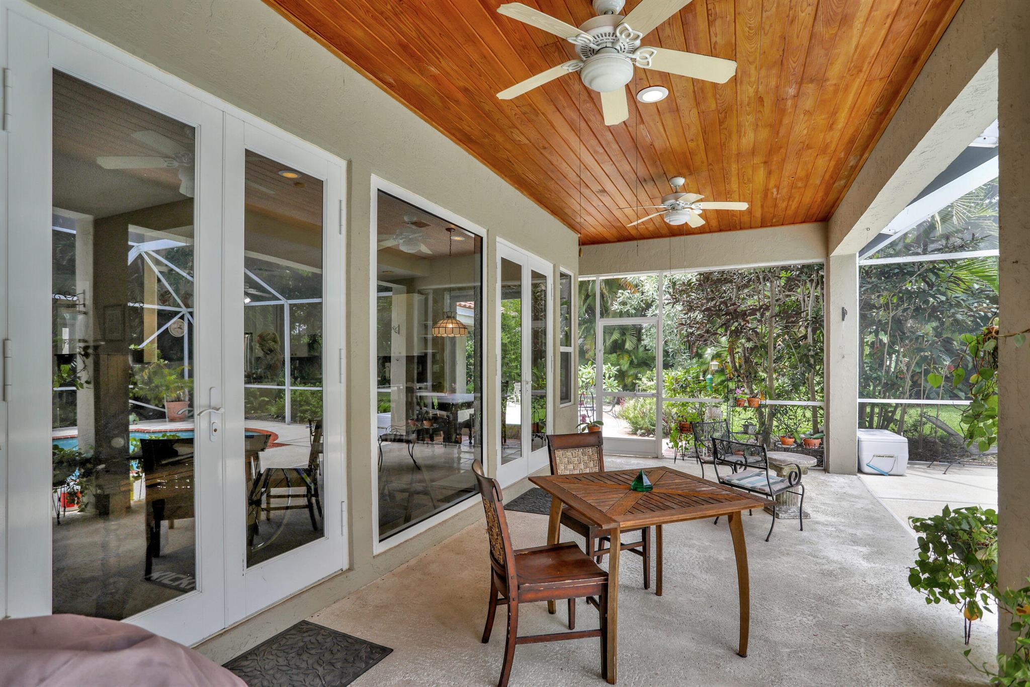 PALM BEACH FARMS CO 10 - Residential