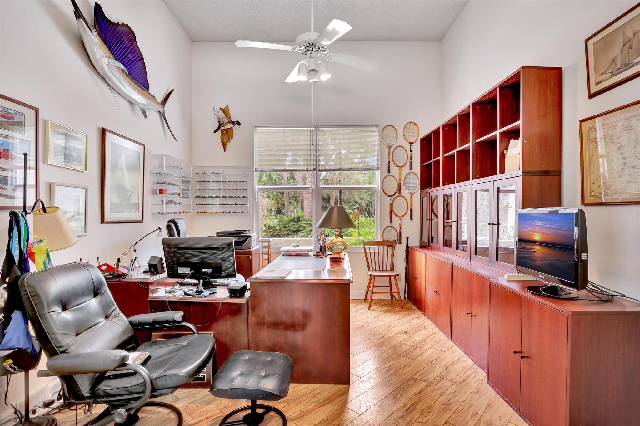 PALM BEACH FARMS CO 10 - Residential