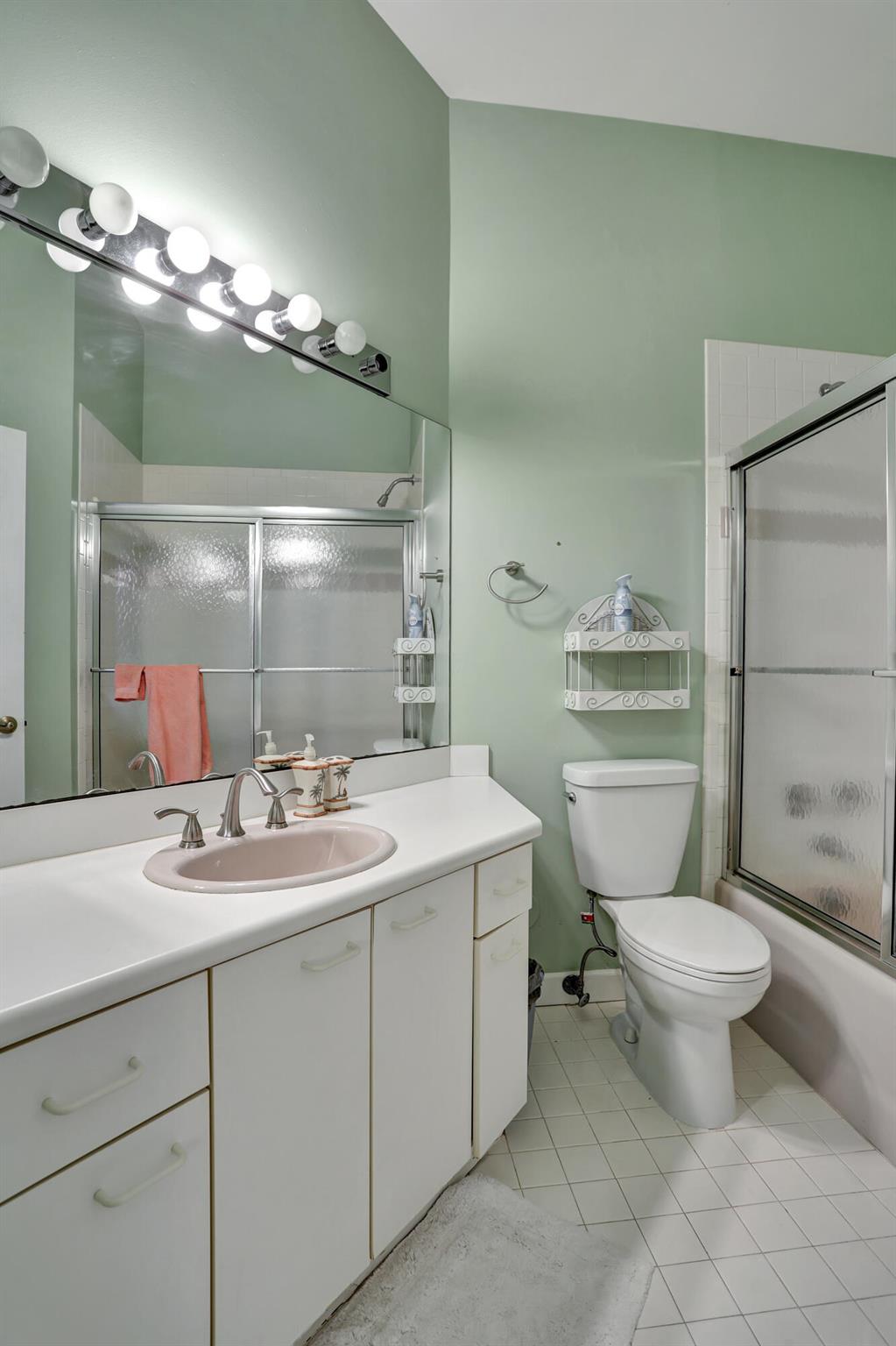 PALM BEACH FARMS CO 10 - Residential