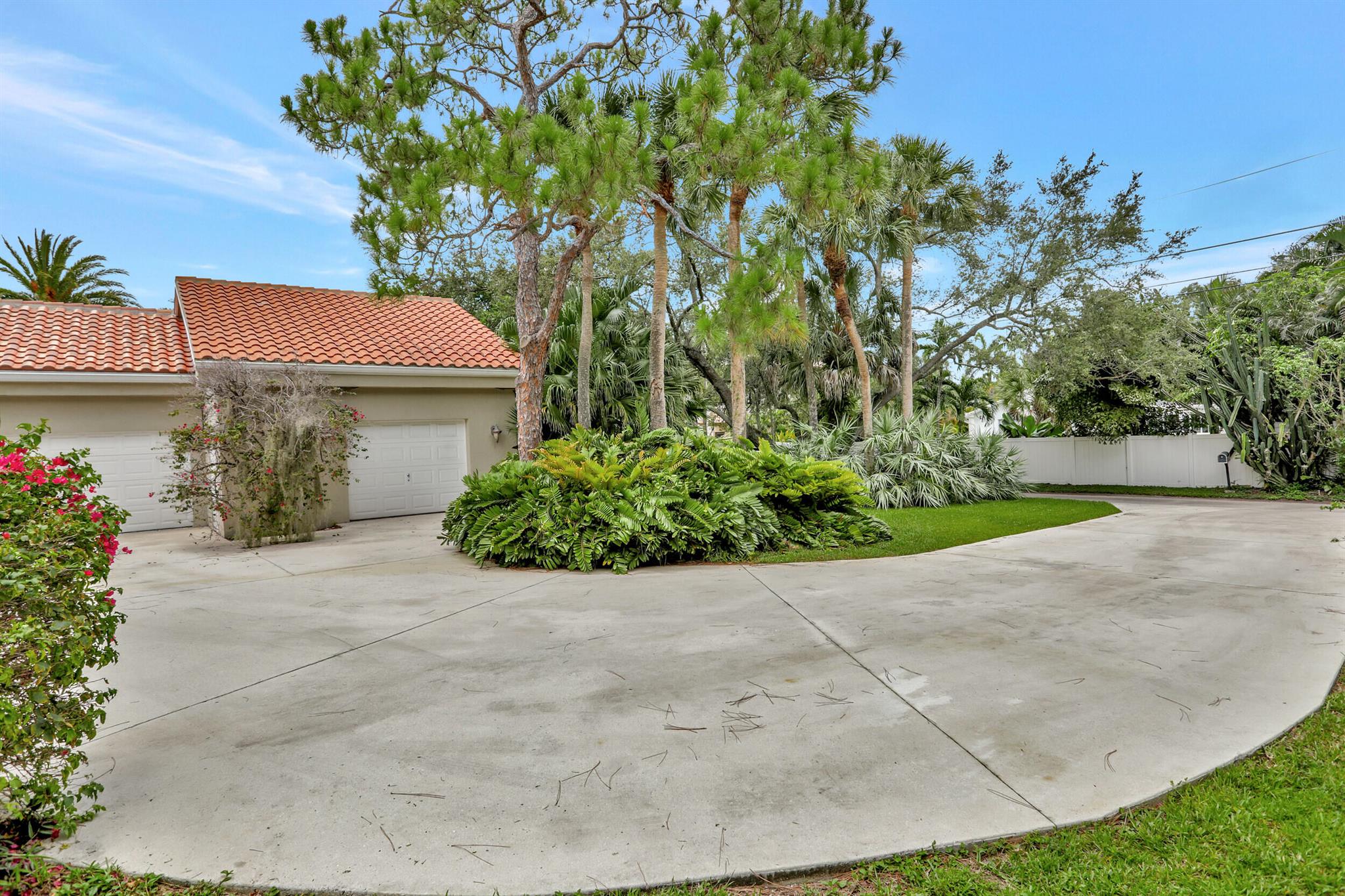 PALM BEACH FARMS CO 10 - Residential