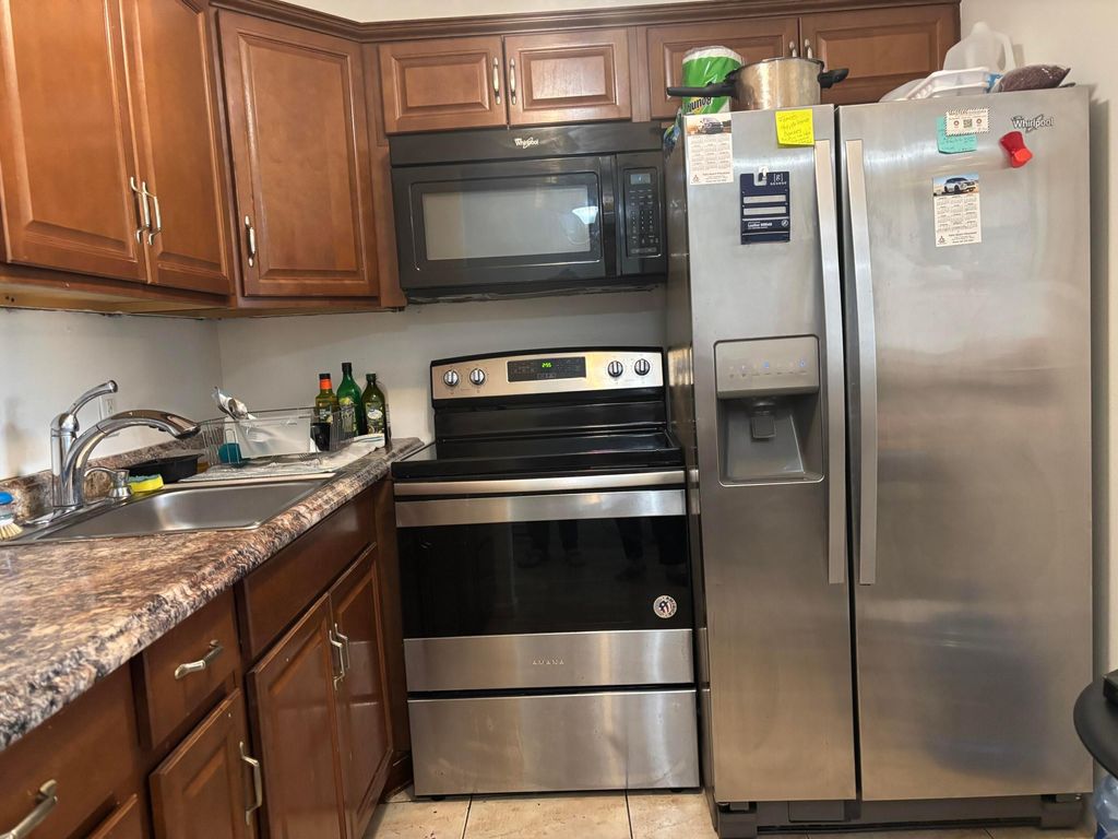 Photo of 106 Windsor E, West Palm Beach, FL 33417 (MLS # R11163649)