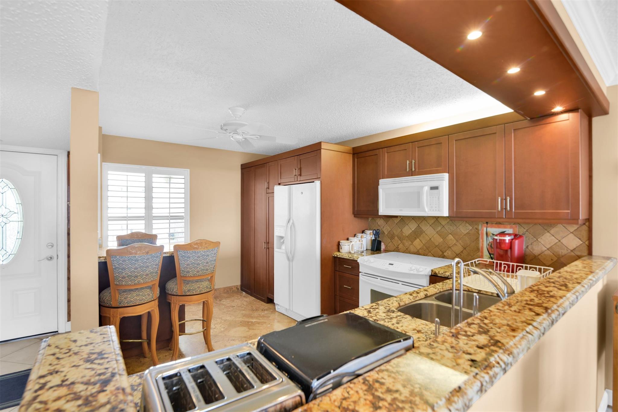 Hillsboro Landings Condo - Residential Lease