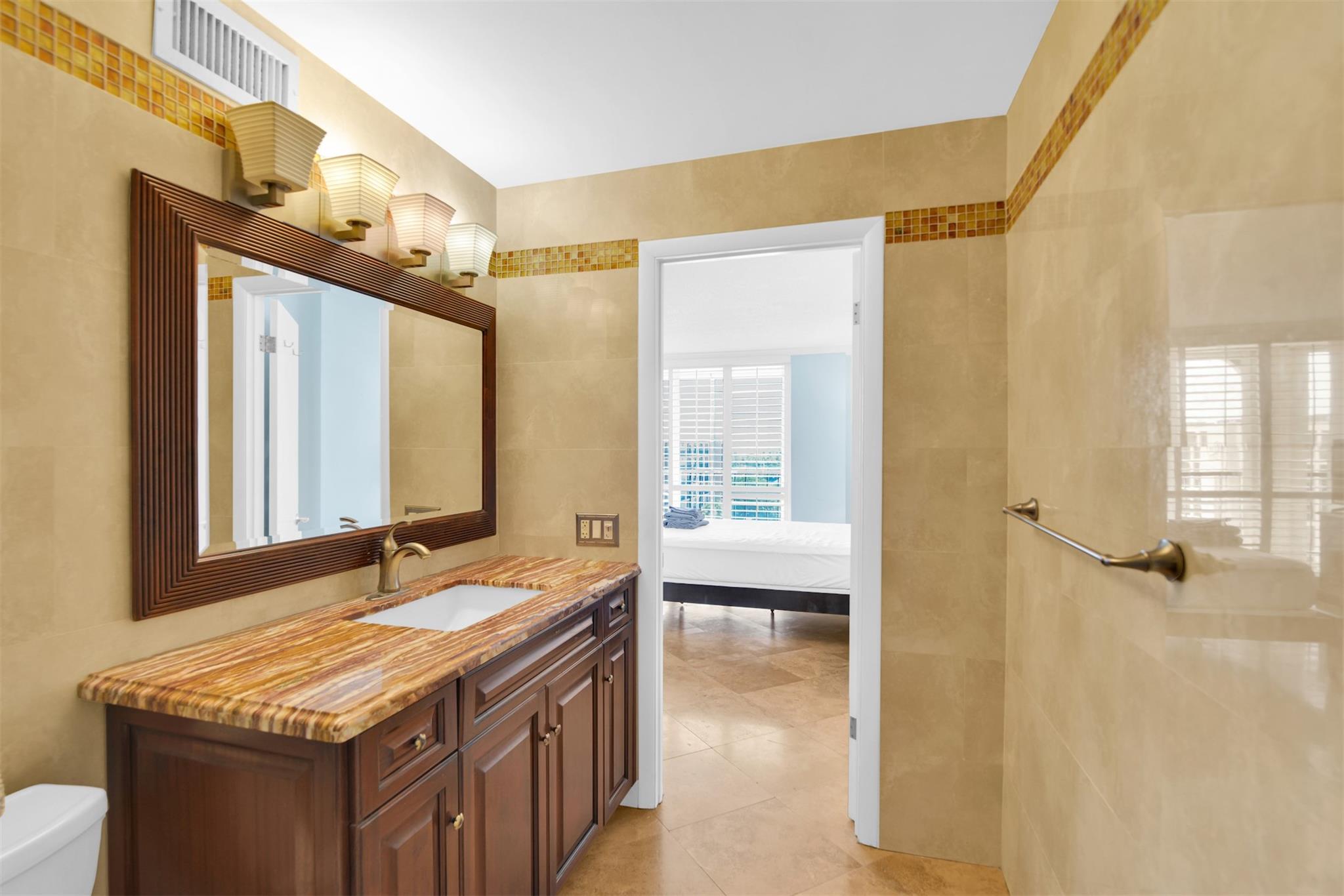 Hillsboro Landings Condo - Residential Lease