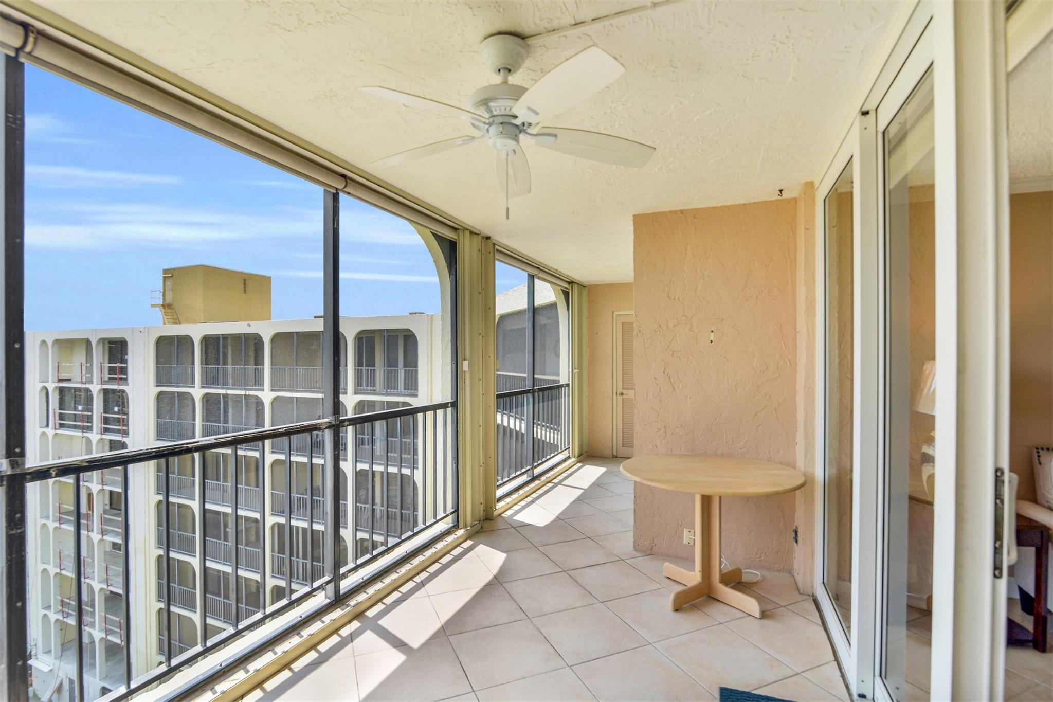 Hillsboro Landings Condo - Residential Lease