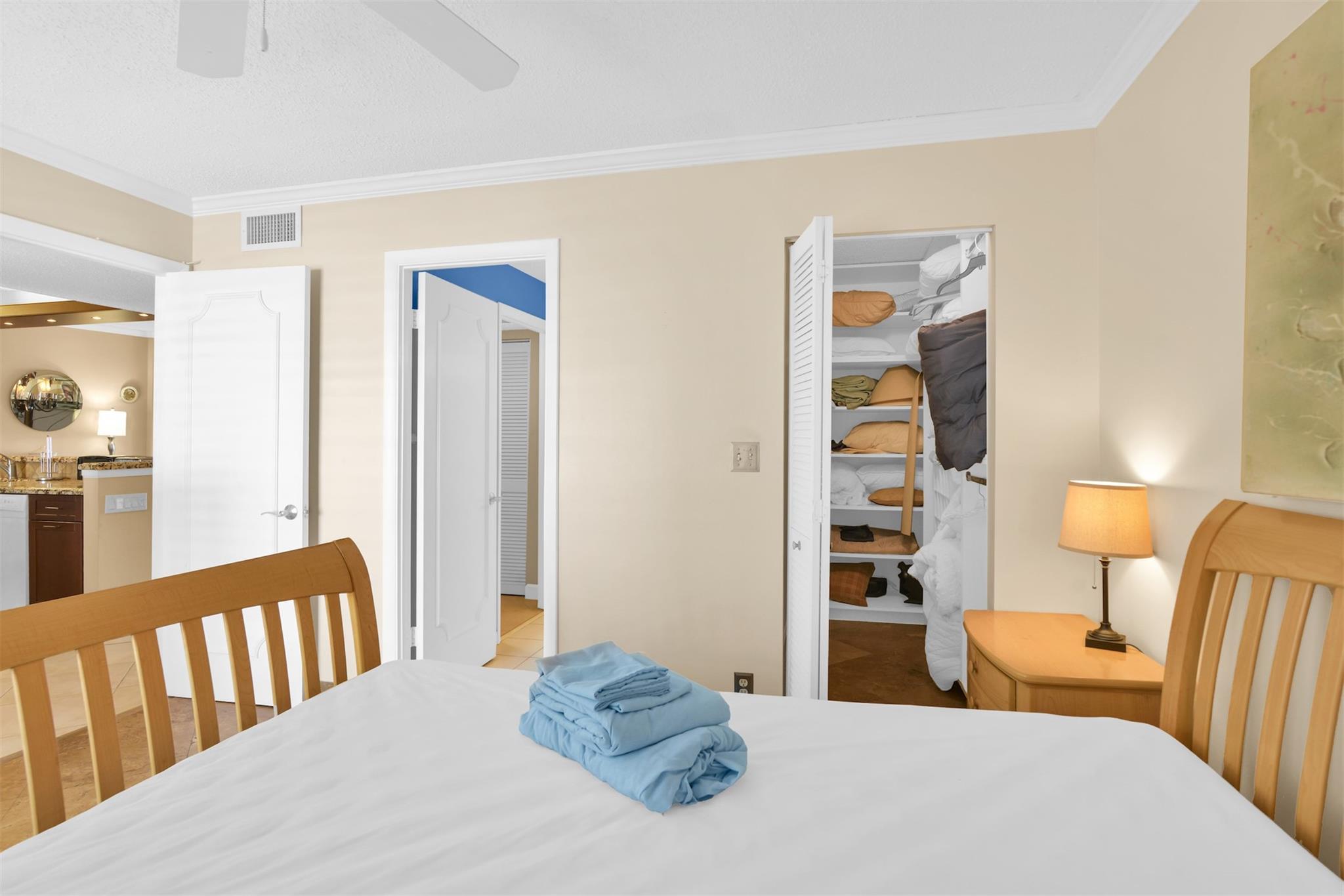 Hillsboro Landings Condo - Residential Lease