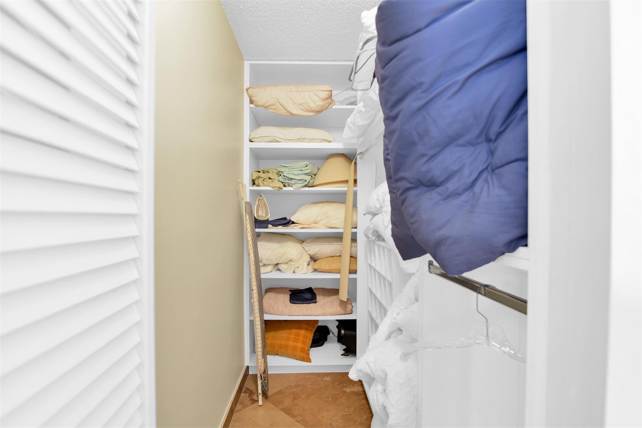 Hillsboro Landings Condo - Residential Lease