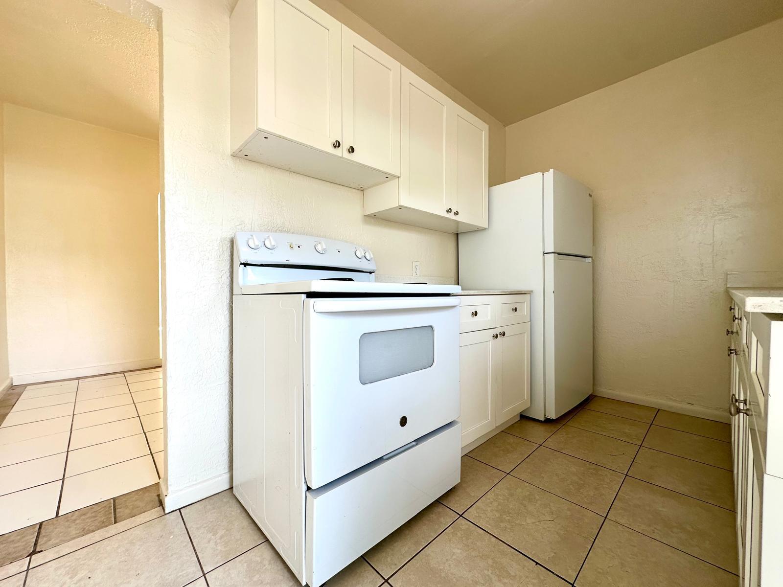 NORTH PALM BCH 3 - Residential Lease